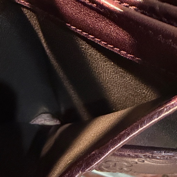 Gucci Guccissima Brown Compact Leather Wallet - Picture 7 of 9